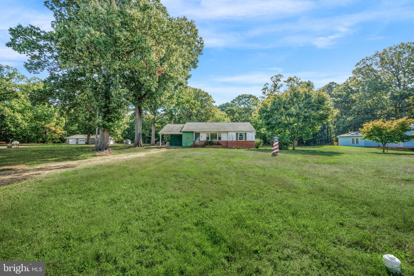 4891 Idlewilde Rd Property Photo 1