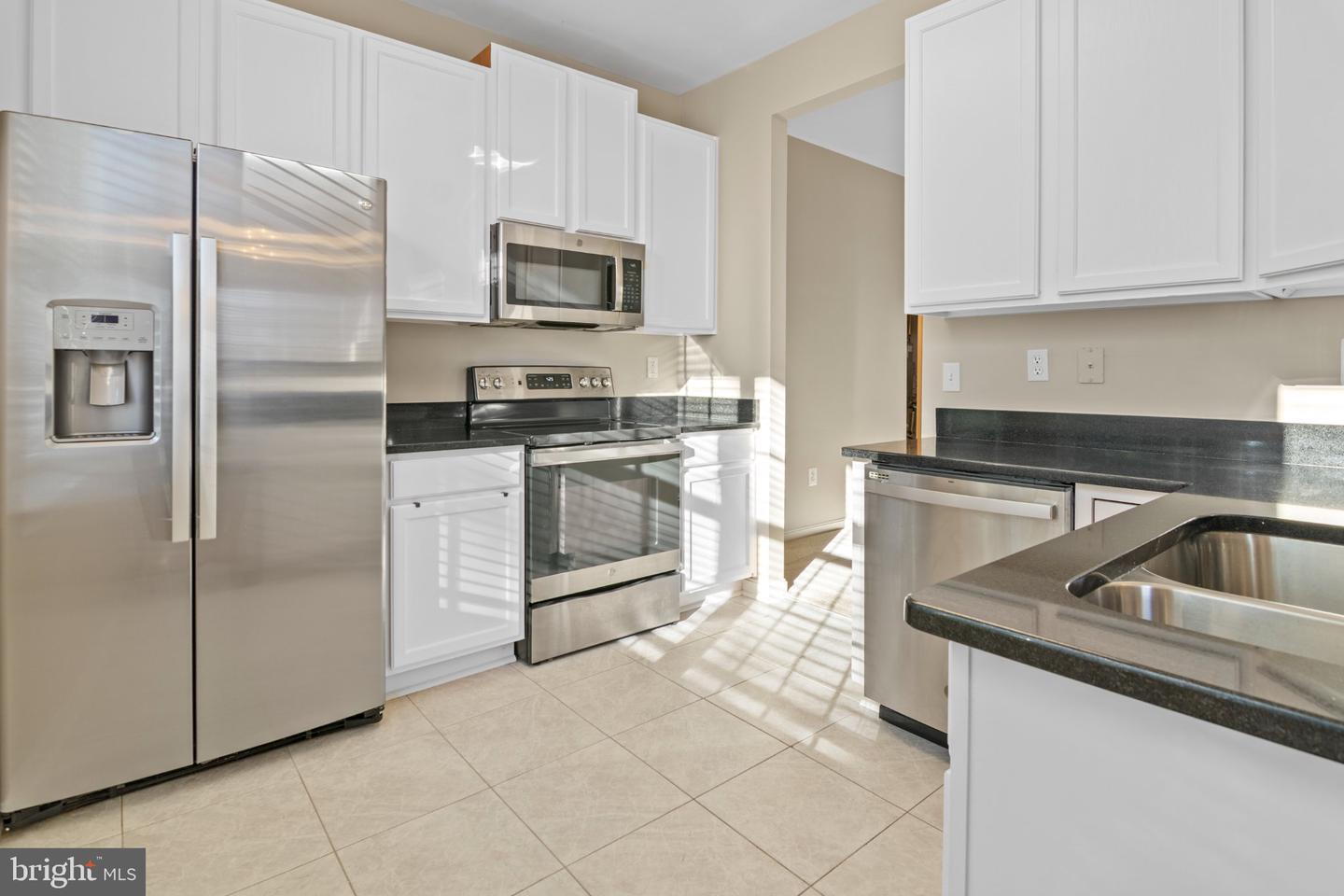 2608 Chapel Lake Dr #106 Property Photo 13