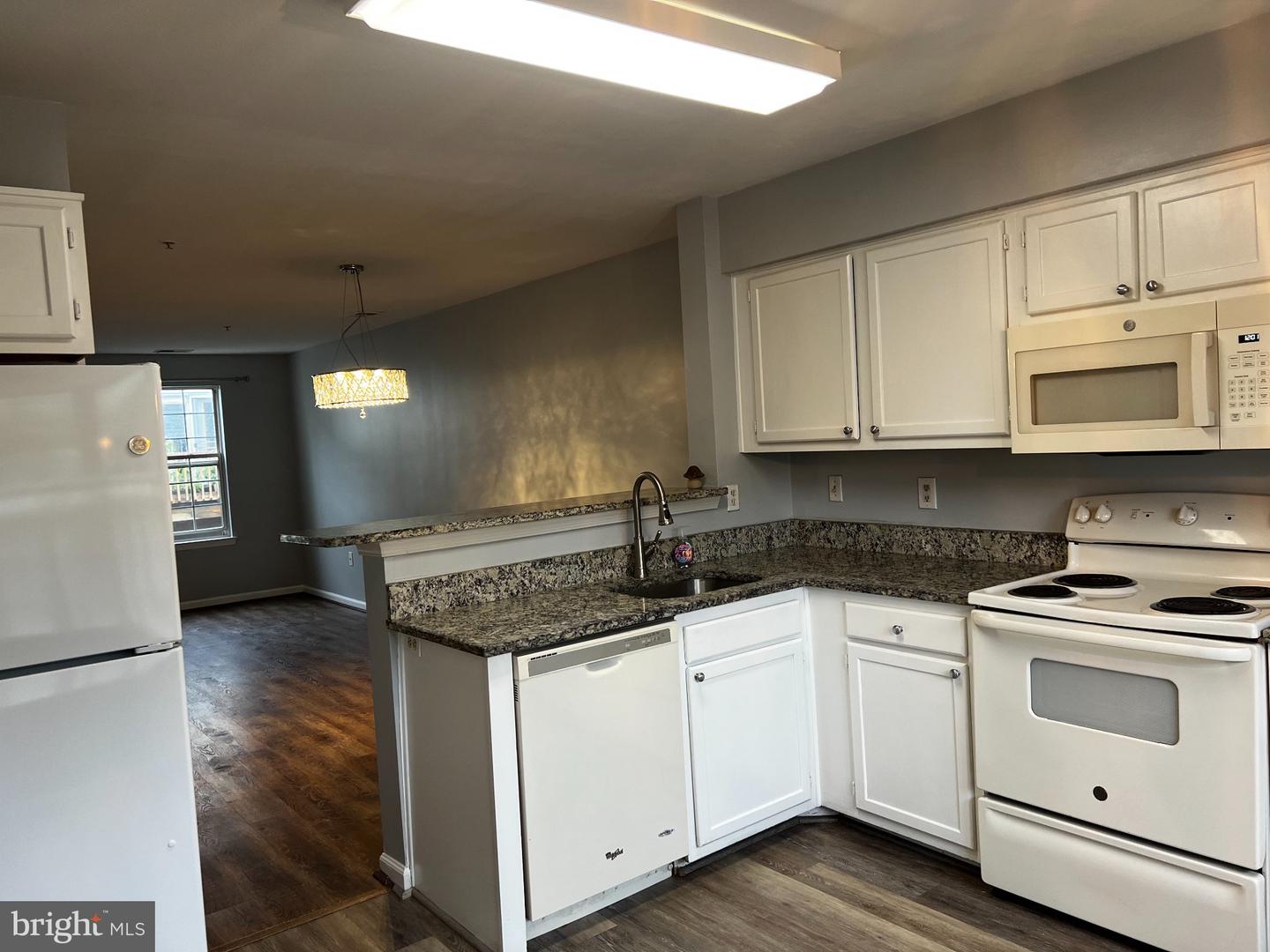 2071 Pawlet Dr Property Photo 19