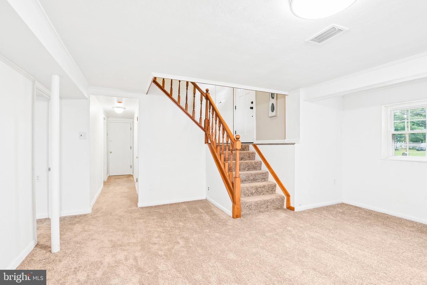 261 Magothy Bridge Rd Property Photo 21
