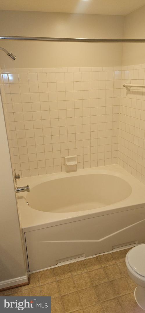 3559 Floating Leaf Ln #e302 Property Photo 11
