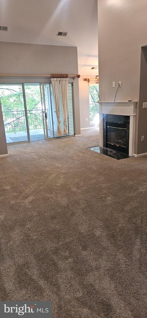 3559 Floating Leaf Ln #e302 Property Photo 12