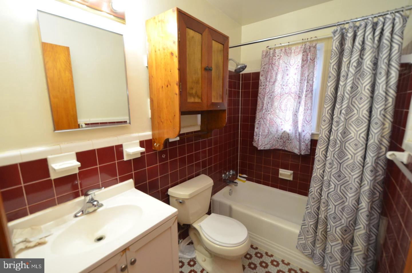 5579 Southern Md Blvd. Property Photo 9