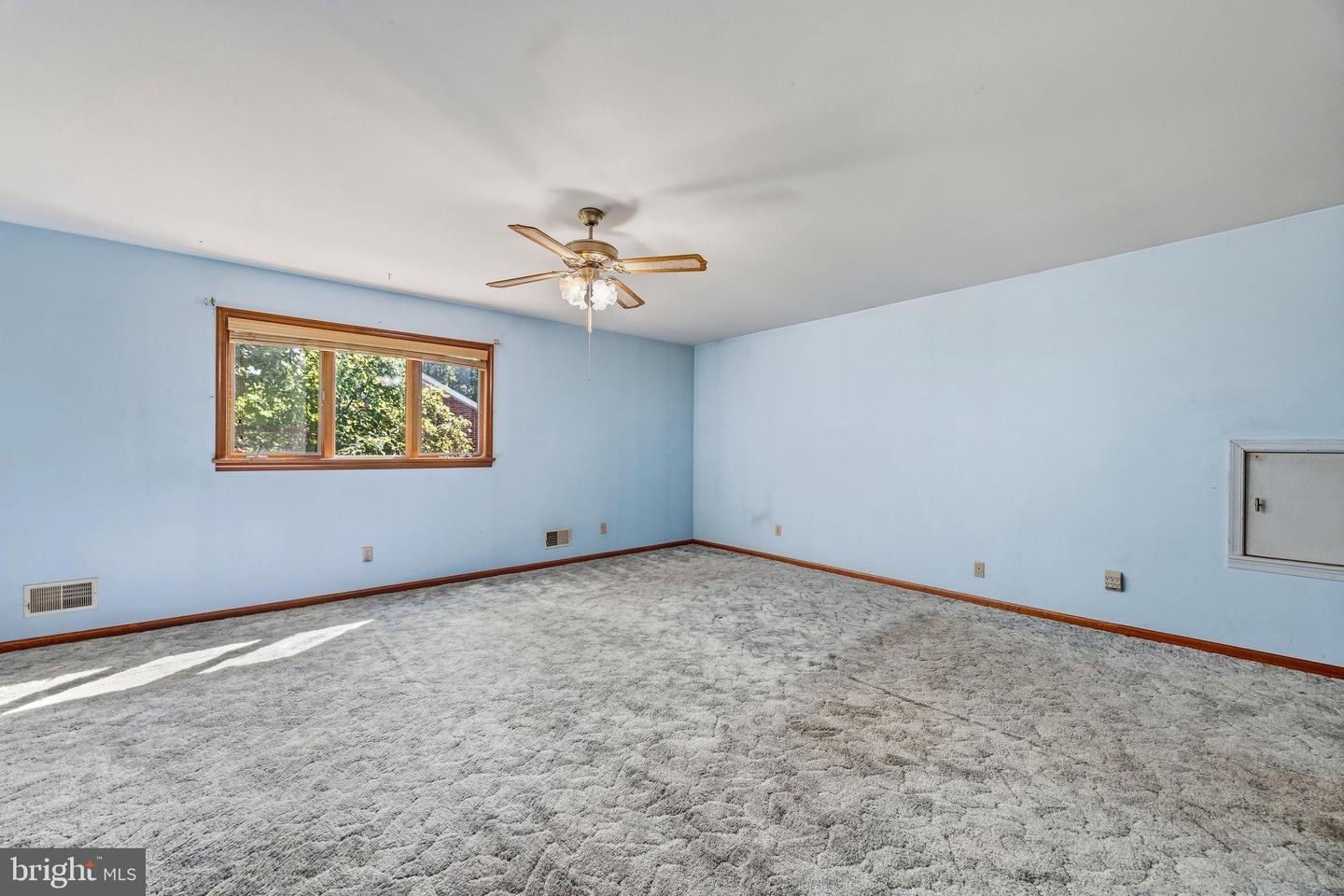 971 Beechwood Ave Property Photo 31