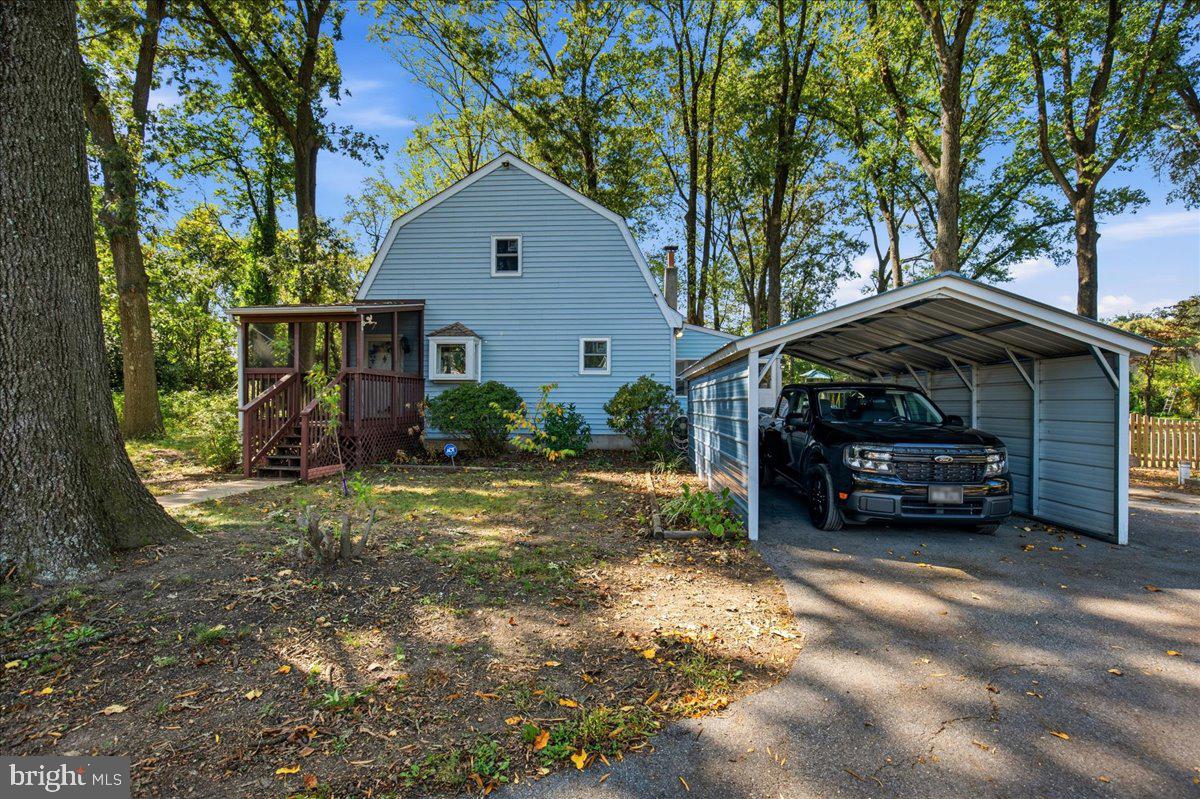 1001 SUNDOWN RD Property Photo 1