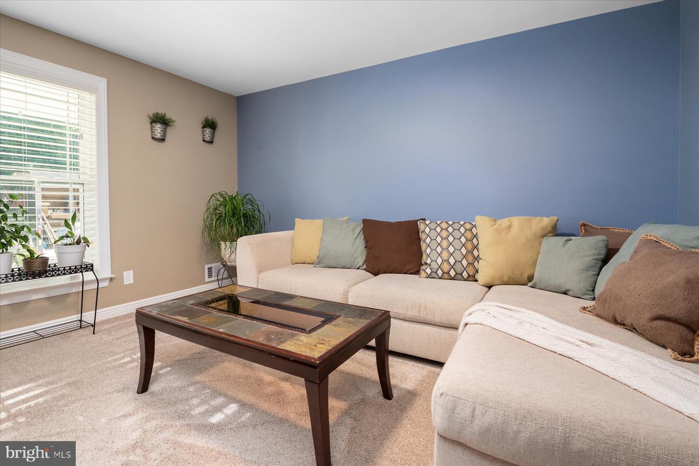 1138 Valley Dr Property Photo 21