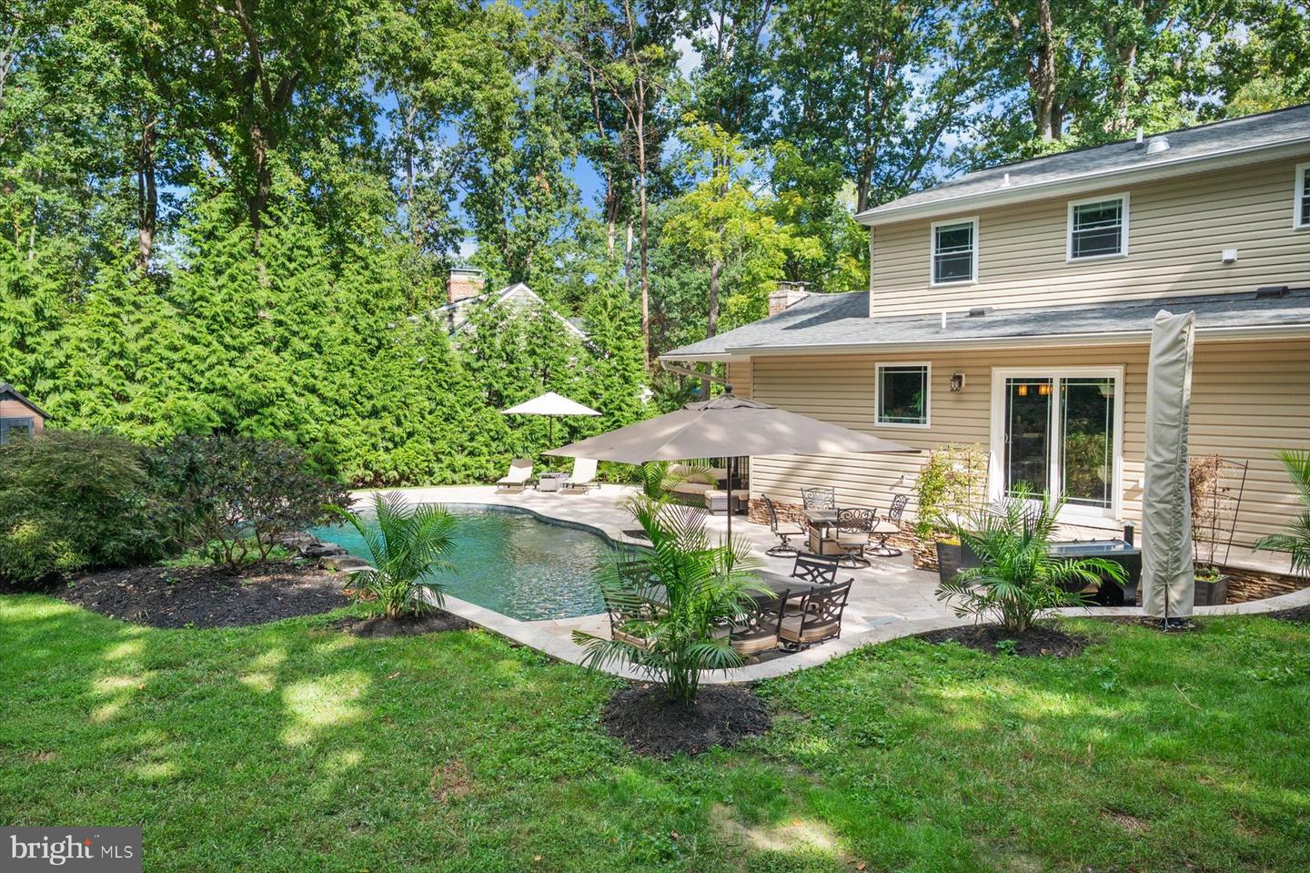 1138 Valley Dr Property Photo 35