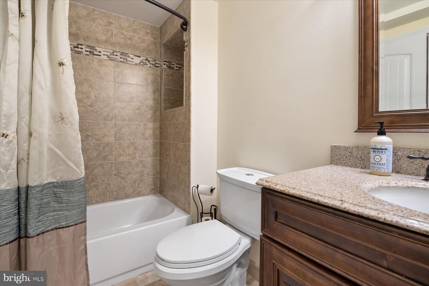 1138 Valley Dr Property Photo 66