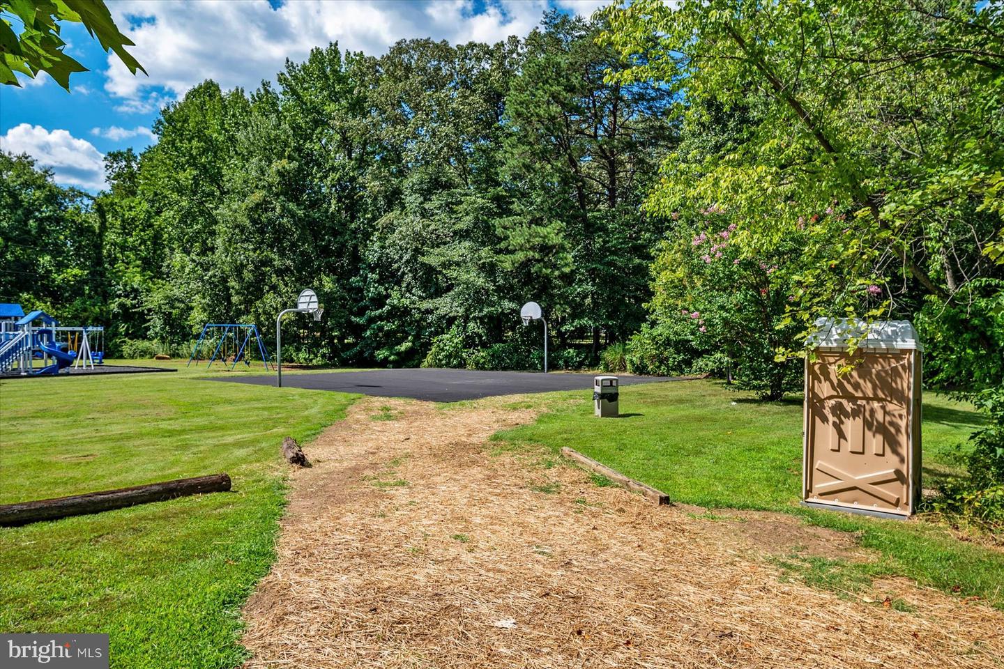 1138 Valley Dr Property Photo 94