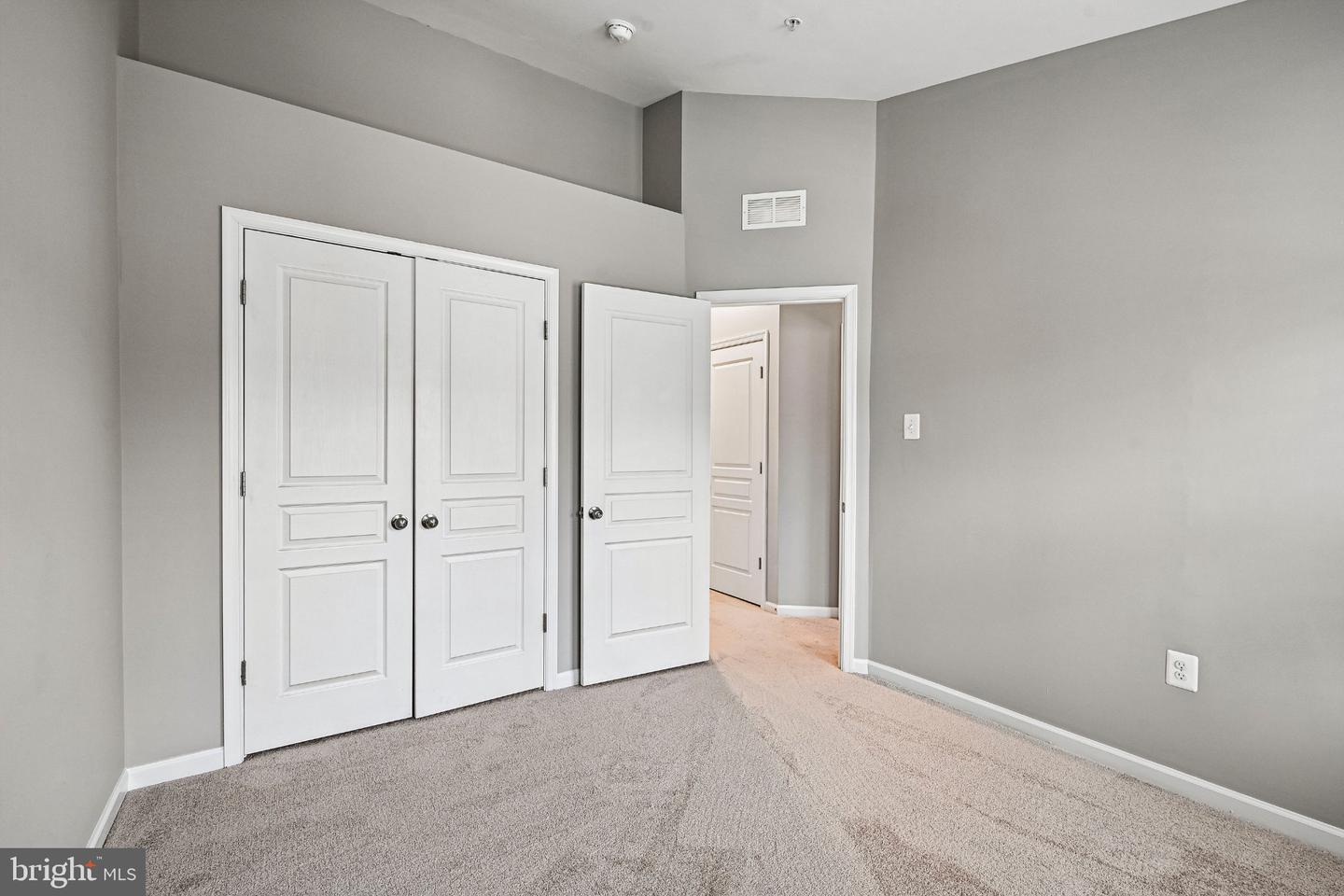 7517 Holly Ridge Dr Property Photo 38