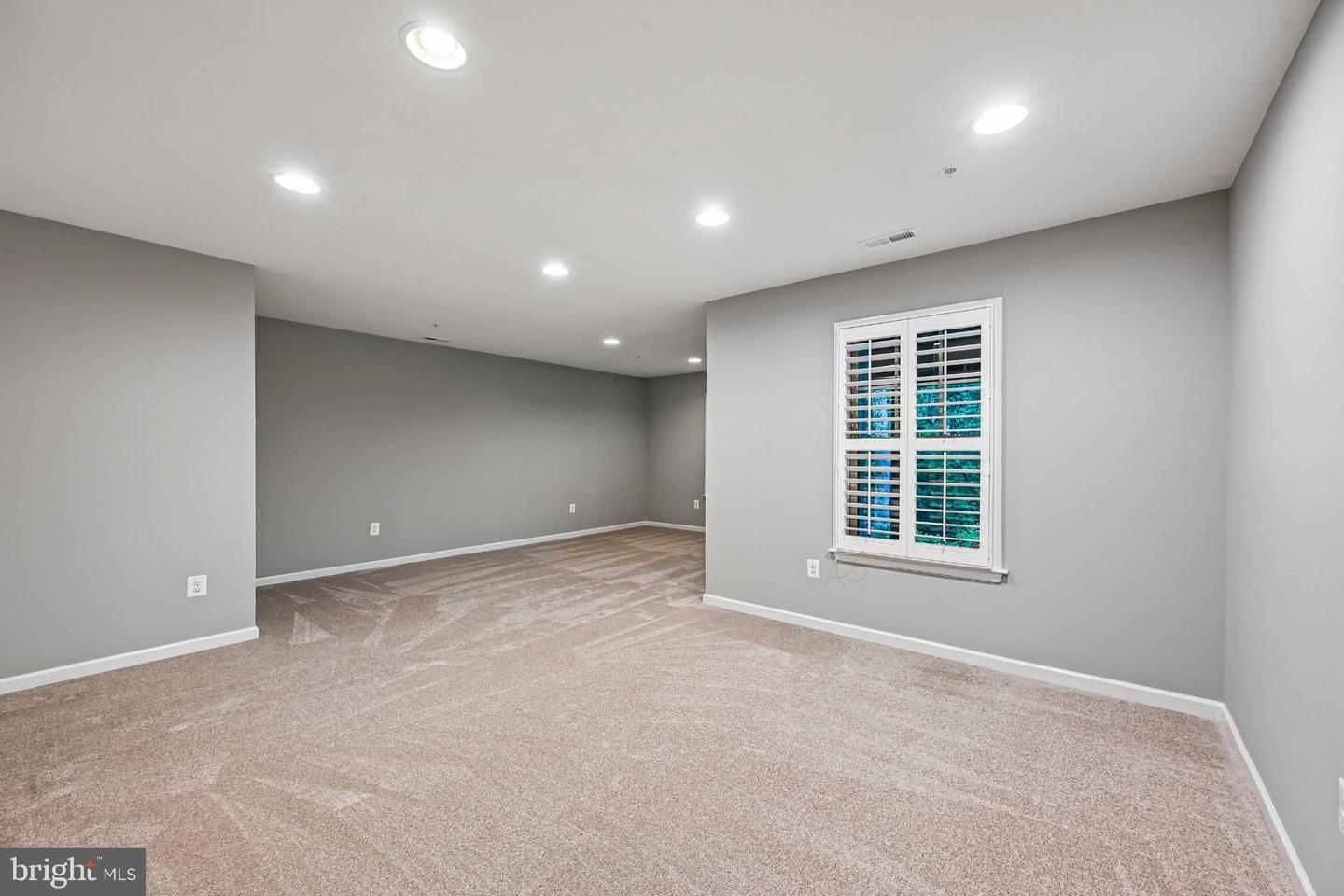7517 Holly Ridge Dr Property Photo 48