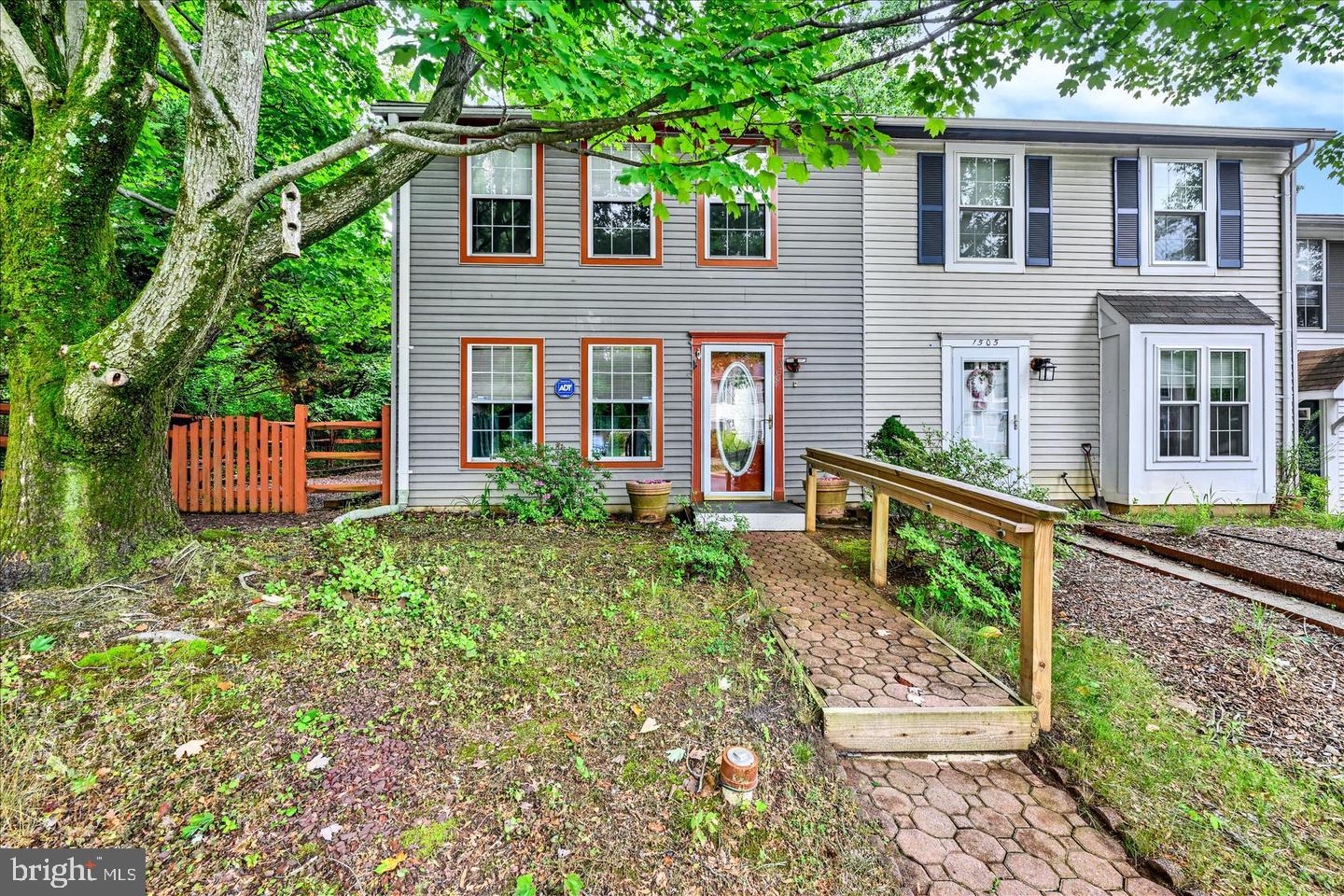 1503 LODGE POLE CT Property Photo 1