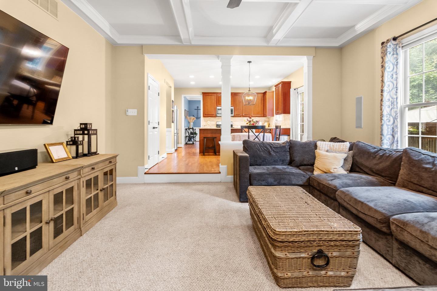 7923 Darby Ln Property Photo 12