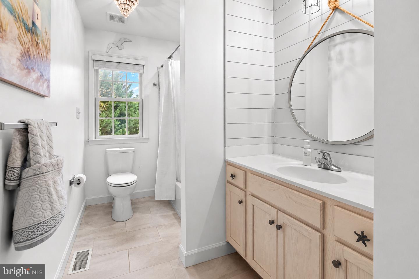 7923 Darby Ln Property Photo 46