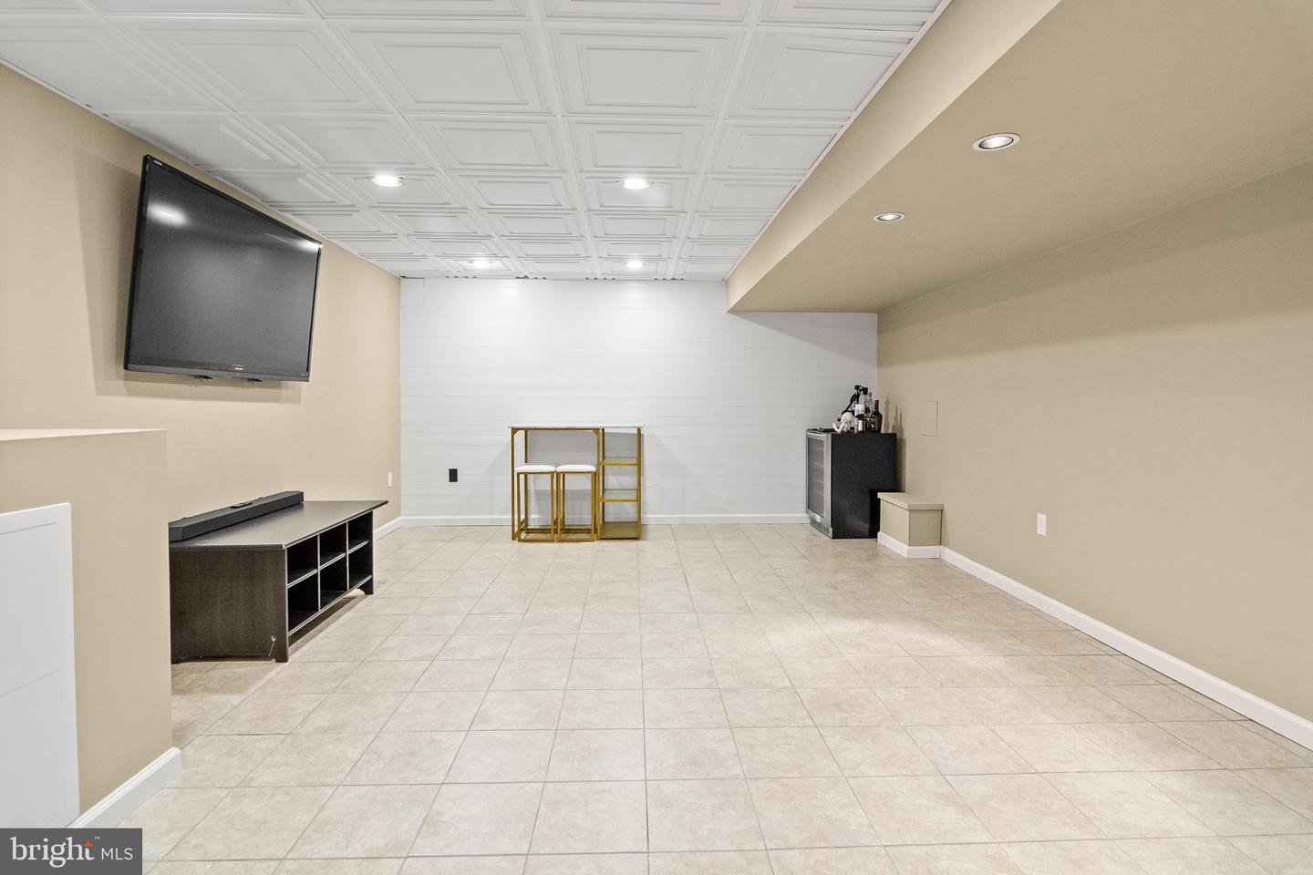 7923 Darby Ln Property Photo 53