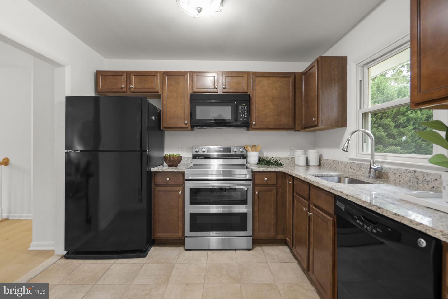 449 Cloverdale Cir Property Photo 11
