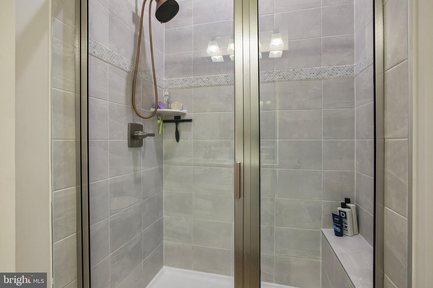 7804 Yona Ct Property Photo 24