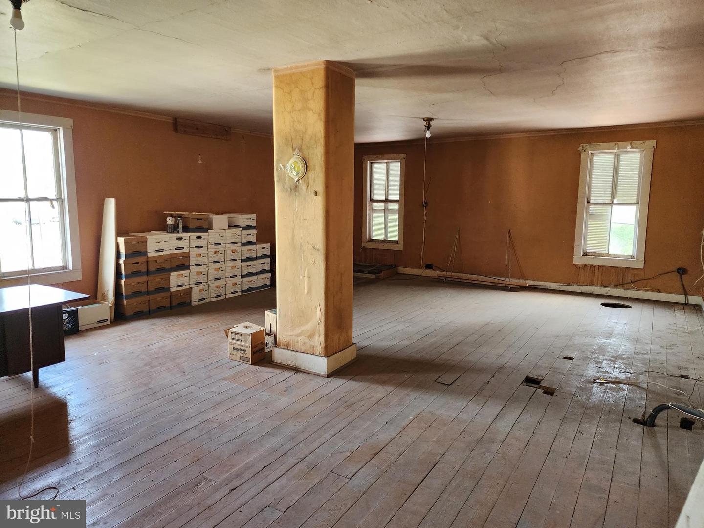 21800 National Pike Ne Property Photo 4