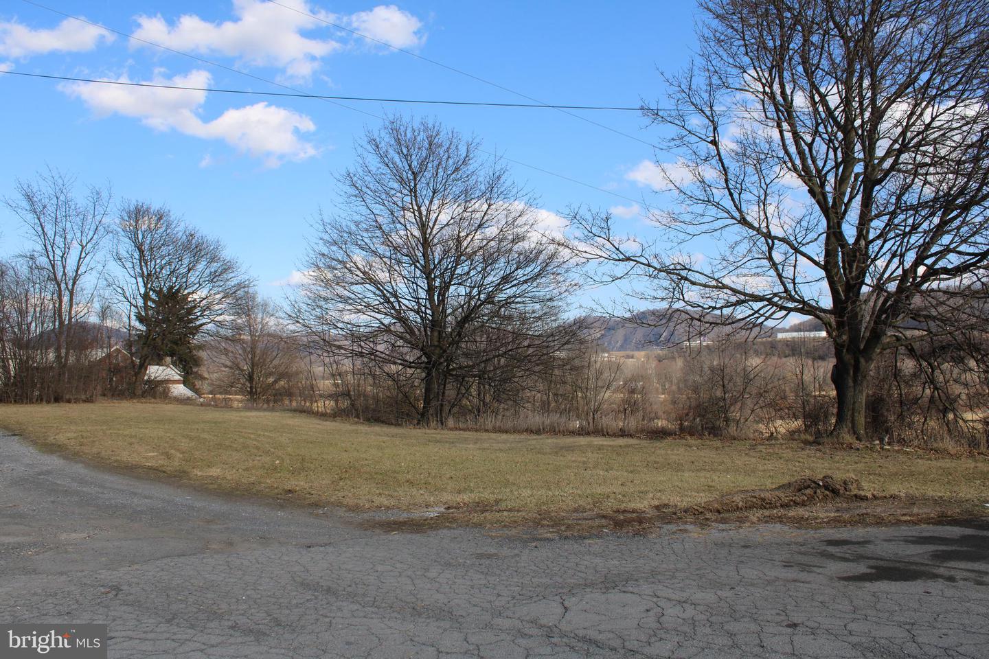 Lot 4 Mcmullen Hwy Property Photo 4