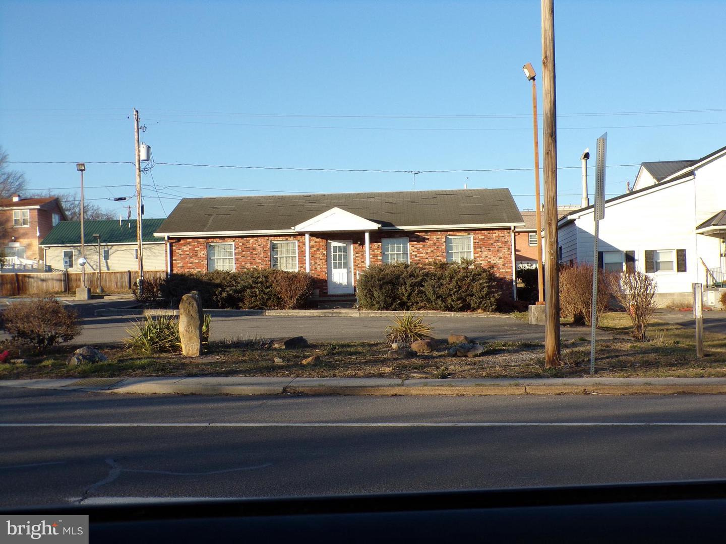 604 W Industrial Blvd Property Photo 1