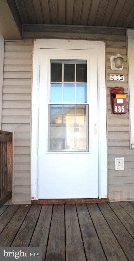 433-435 Pennsylvania Ave Property Photo 7