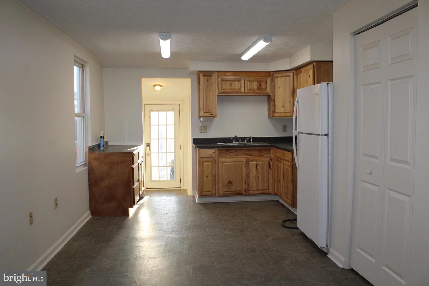 433-435 Pennsylvania Ave Property Photo 17