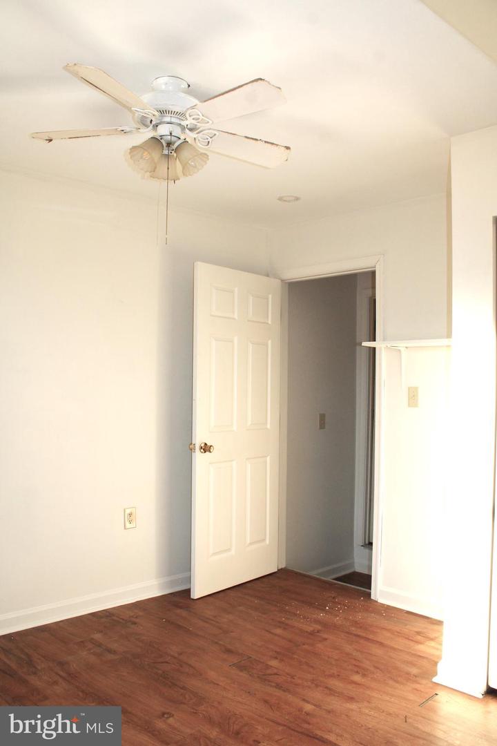 433-435 Pennsylvania Ave Property Photo 32