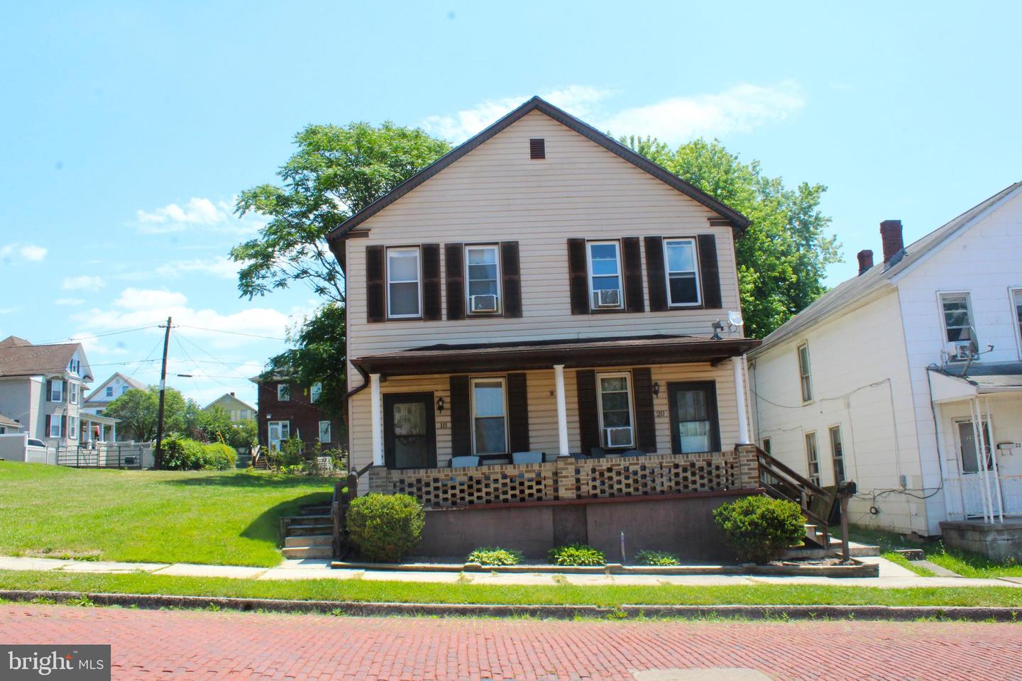 16-18-20 GRAND AVE