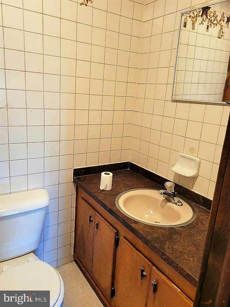 805 Bedford St Property Photo 25