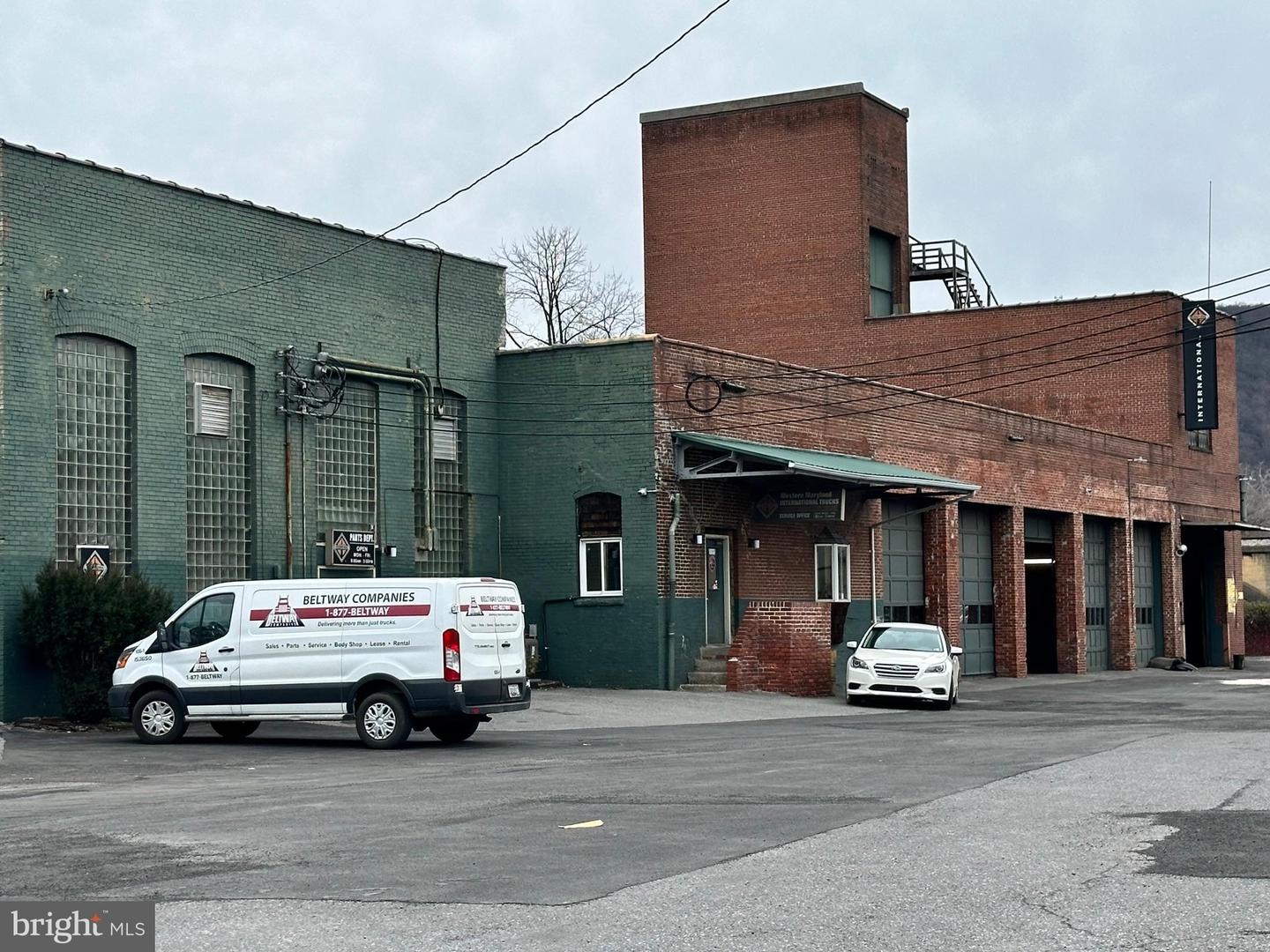 208 Market St Property Photo 2