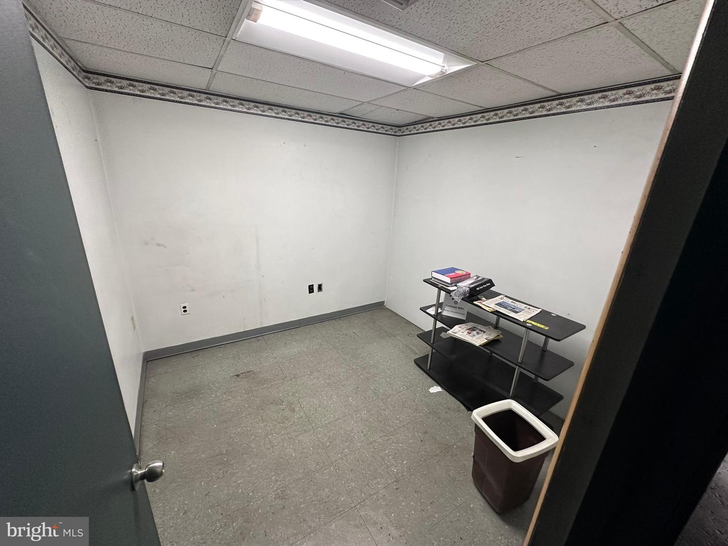 208 Market St Property Photo 28