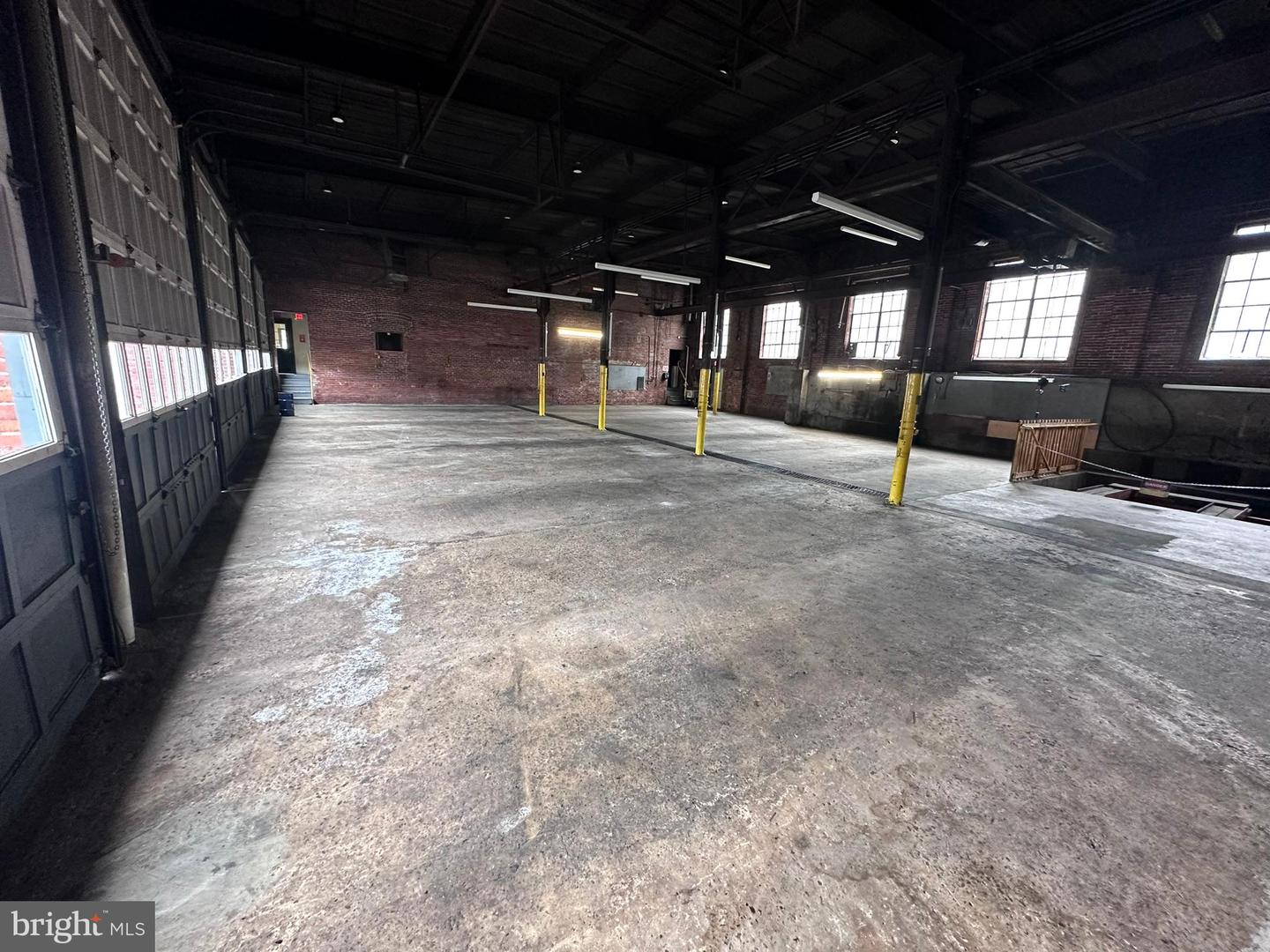 208 Market St Property Photo 40