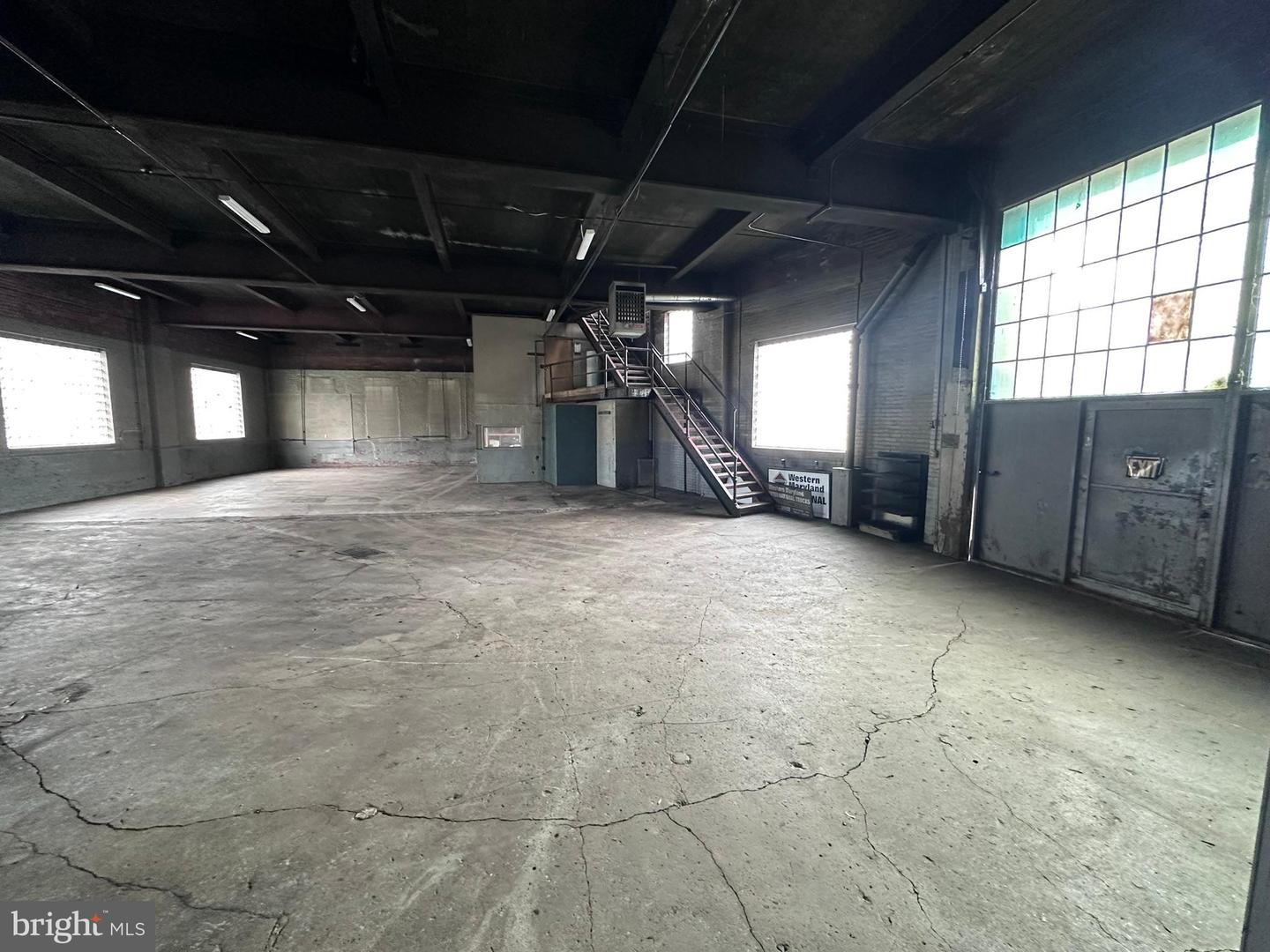 208 Market St Property Photo 46
