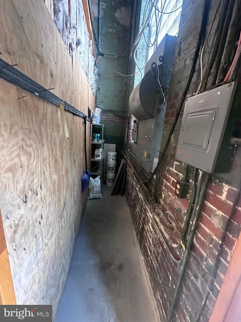 208 Market St Property Photo 54