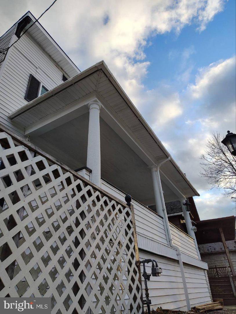 465 Baltimore Ave Property Photo 1