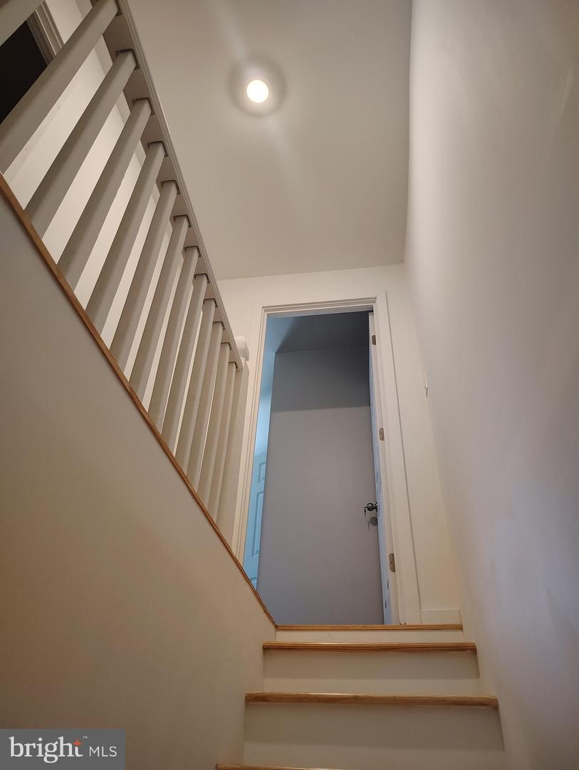 465 Baltimore Ave Property Photo 13