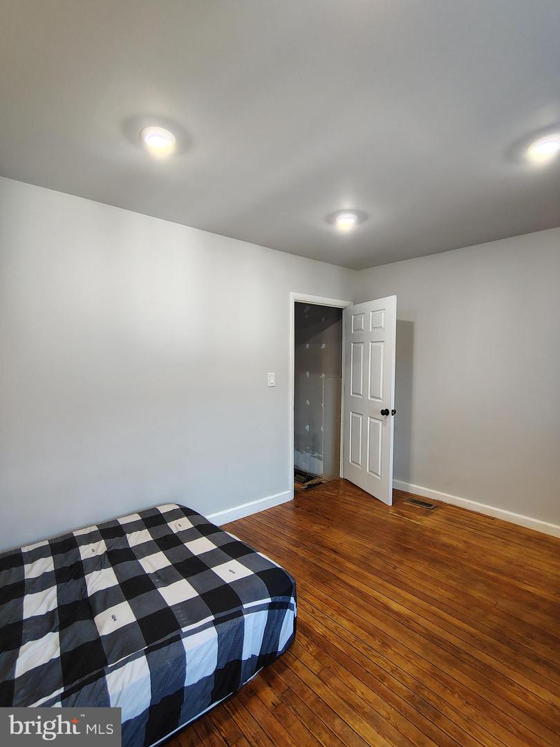 465 Baltimore Ave Property Photo 25