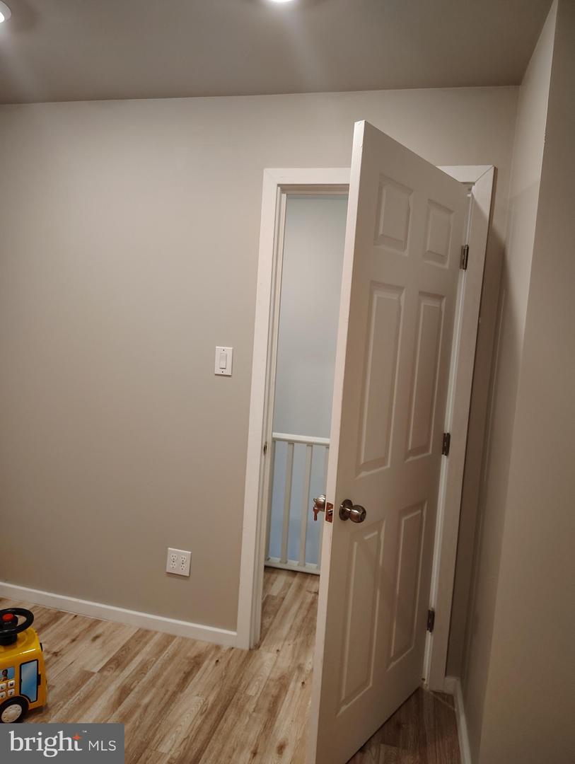 465 Baltimore Ave Property Photo 26