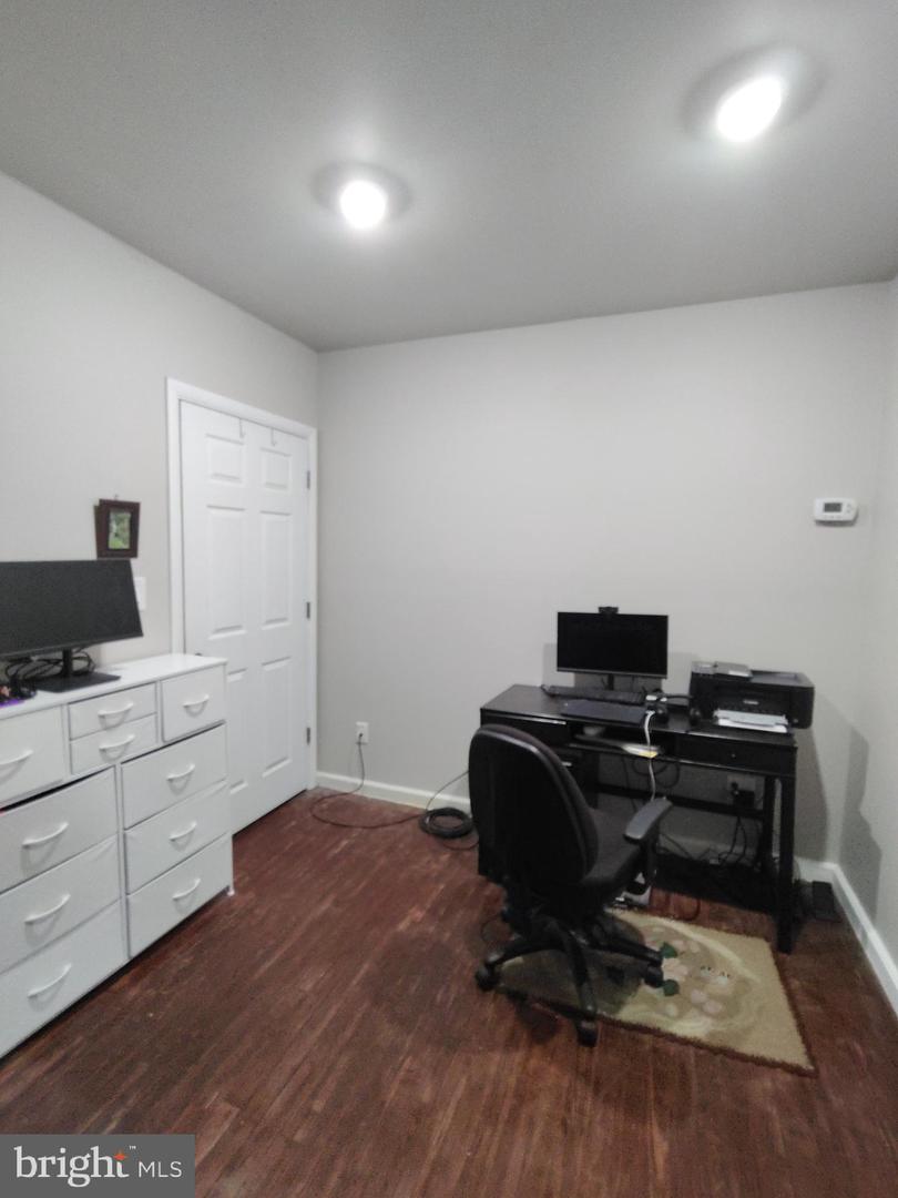 465 Baltimore Ave Property Photo 28