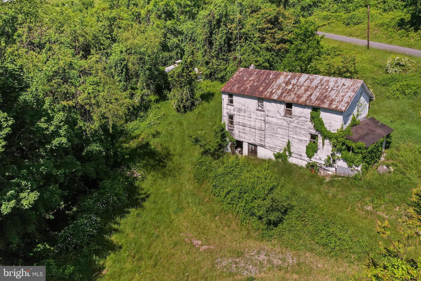 14600 Williams Rd Se Property Photo 8