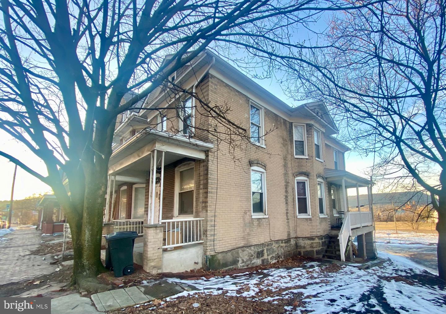 803 Maryland Ave Property Photo