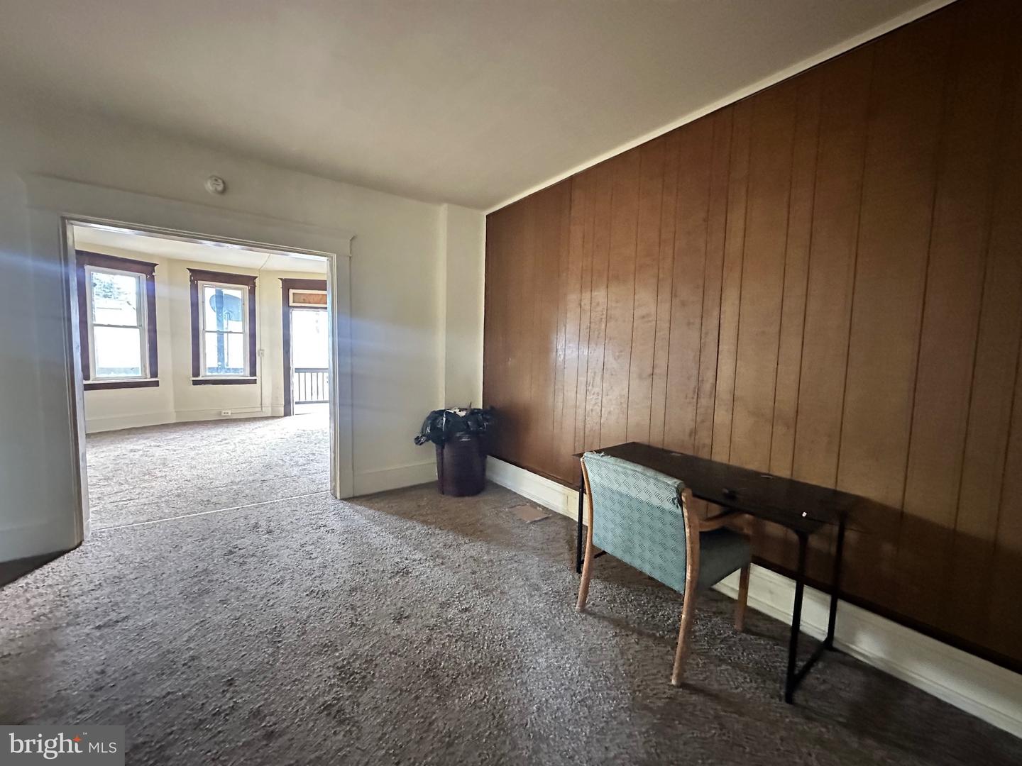 30 W First St W Property Photo 5