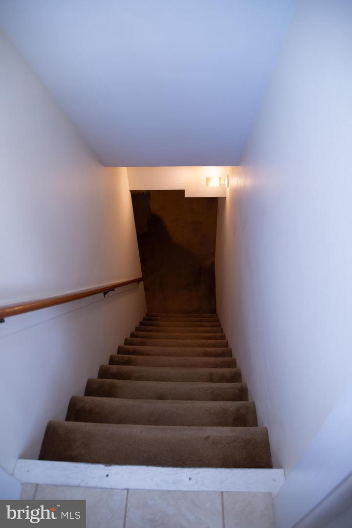 862 Camden Ave Property Photo 36