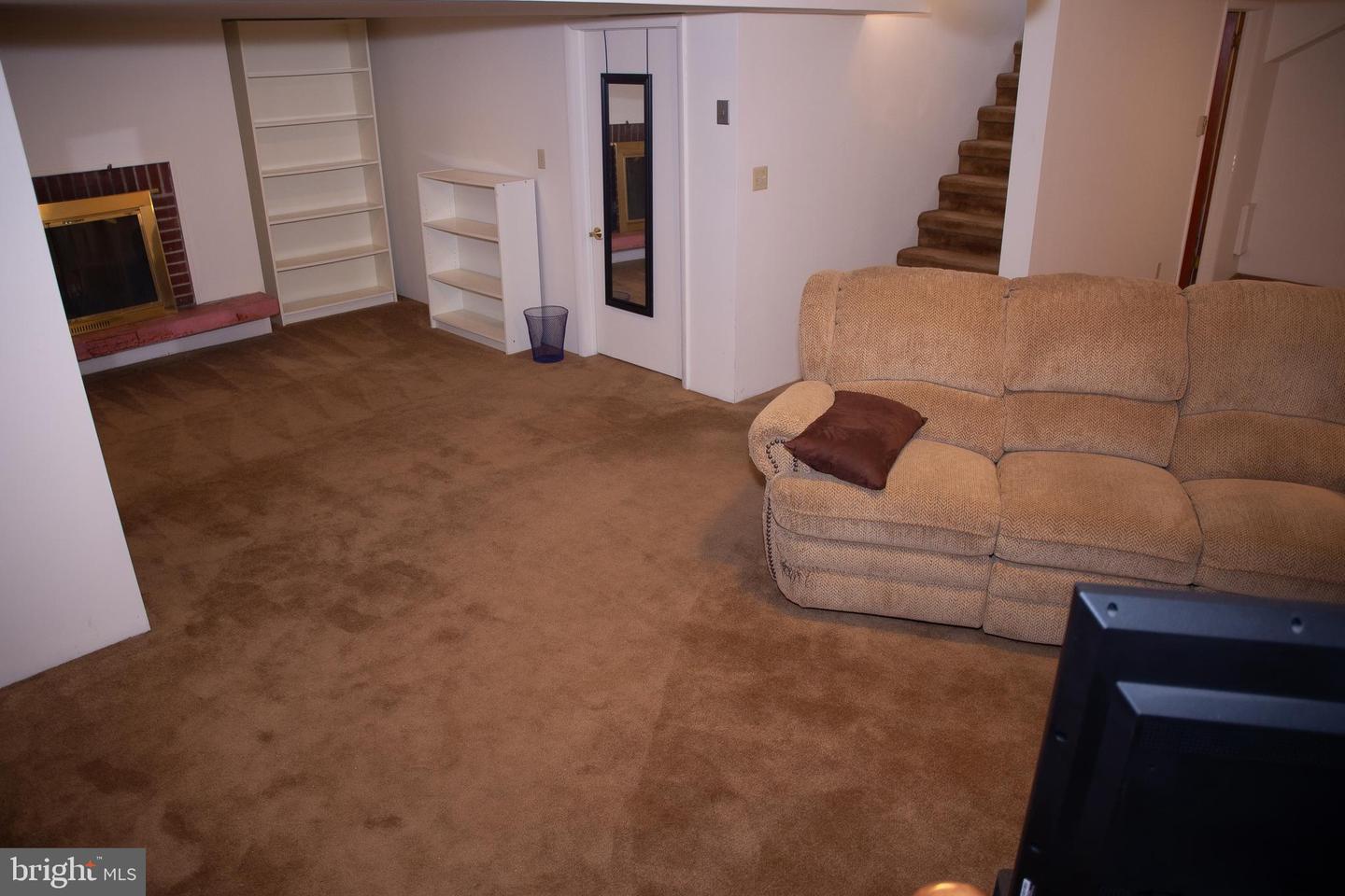 862 Camden Ave Property Photo 37