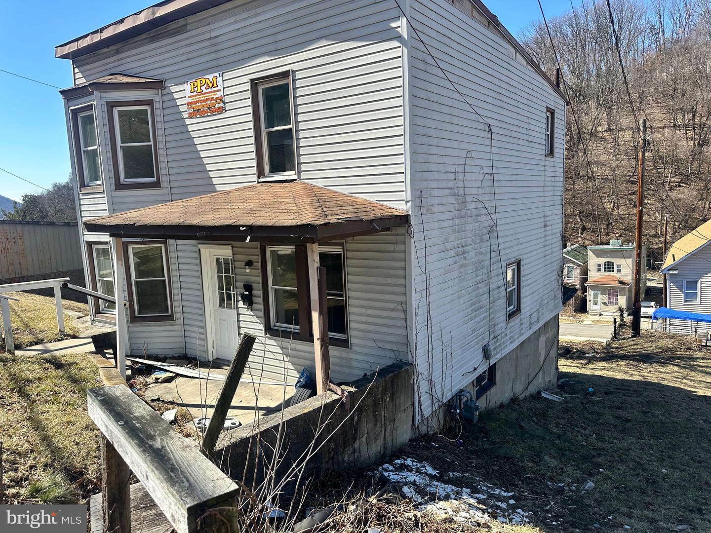 468 Baltimore Ave Property Photo 2