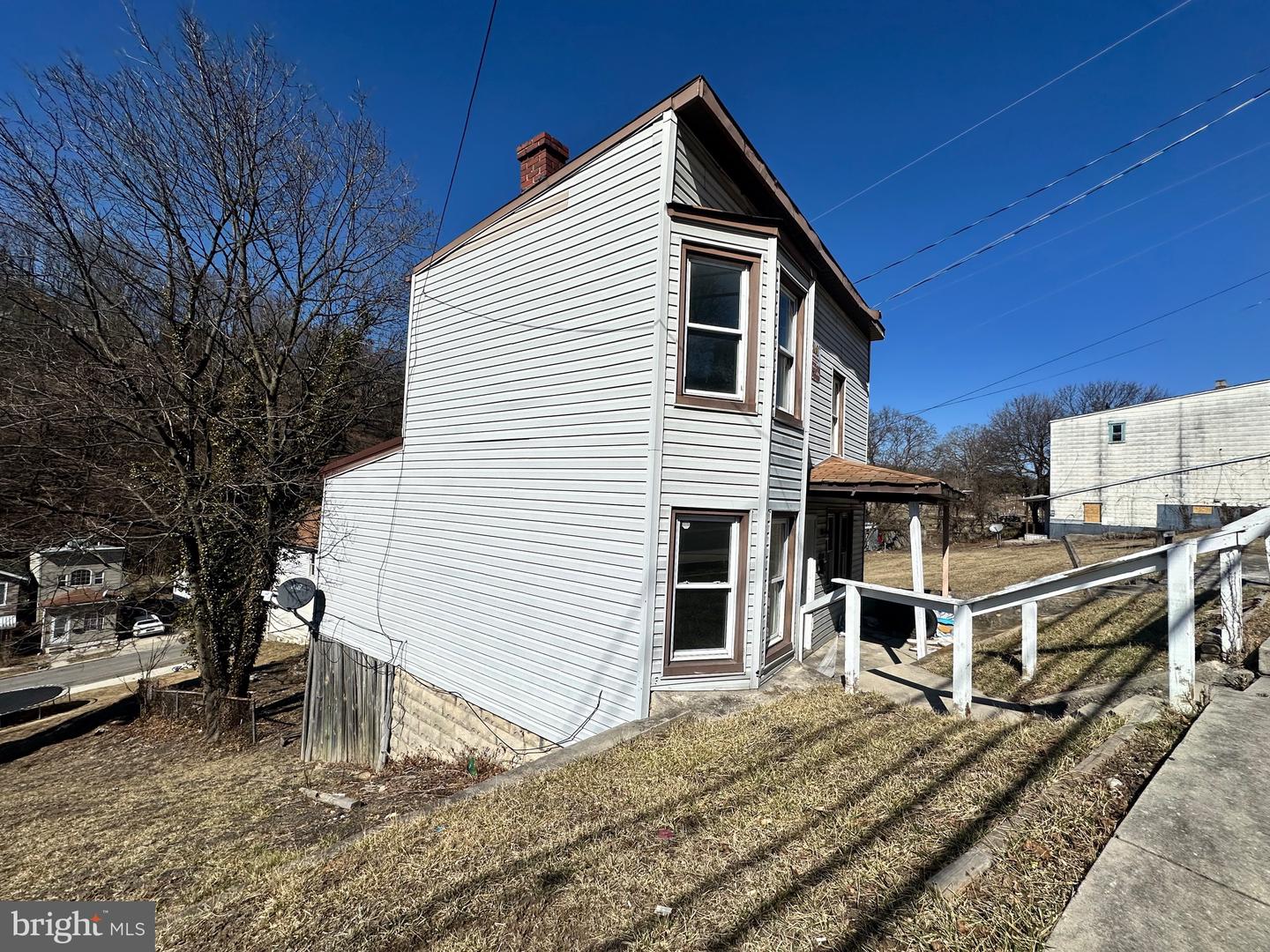 468 Baltimore Ave Property Photo 3