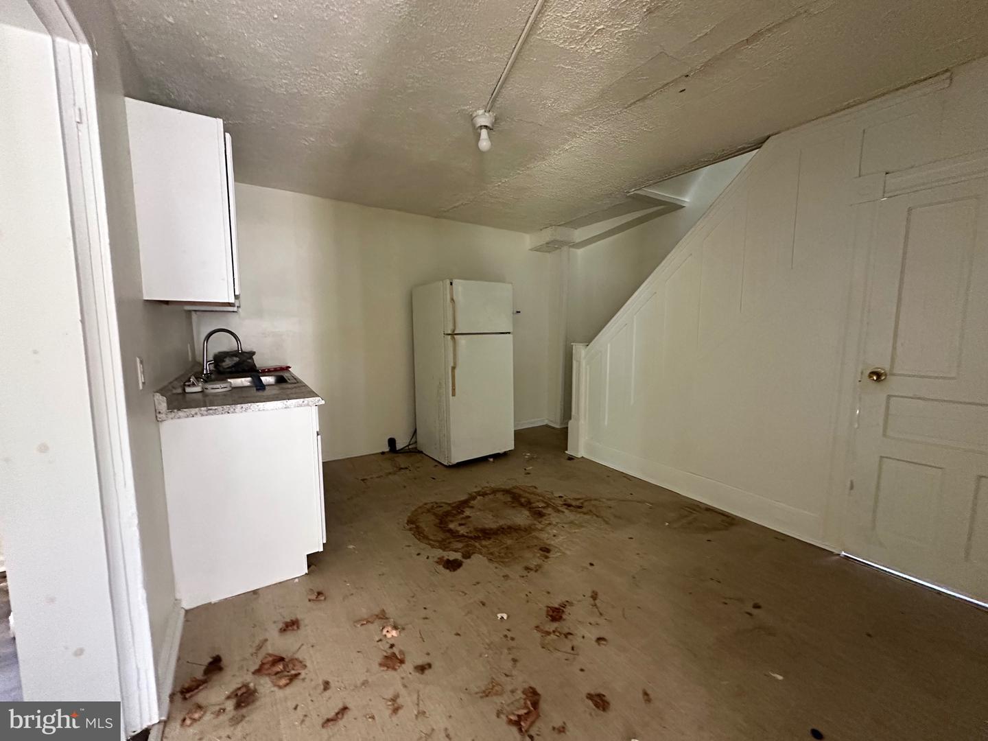 468 Baltimore Ave Property Photo 7