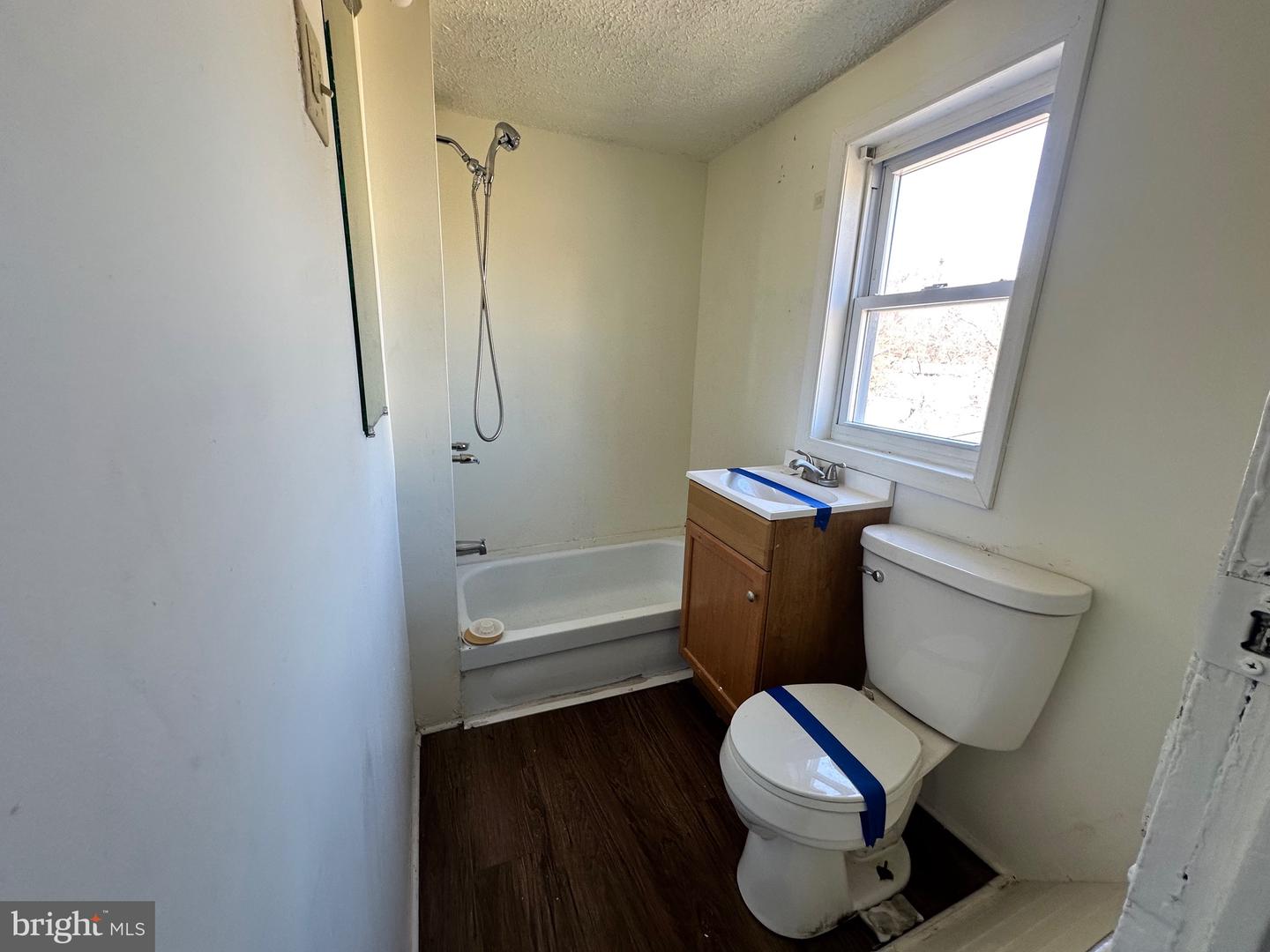 468 Baltimore Ave Property Photo 9