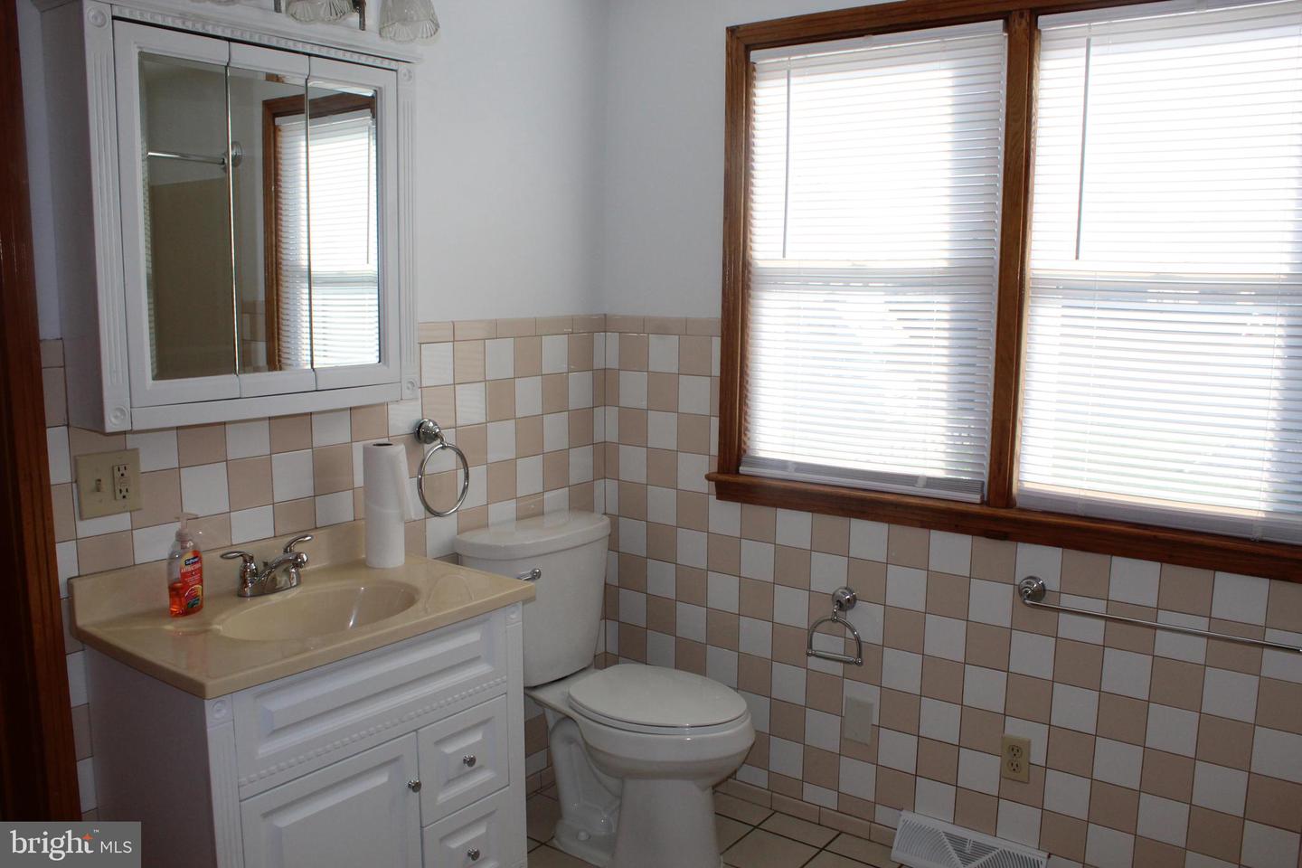 27 Humbird St Property Photo 22