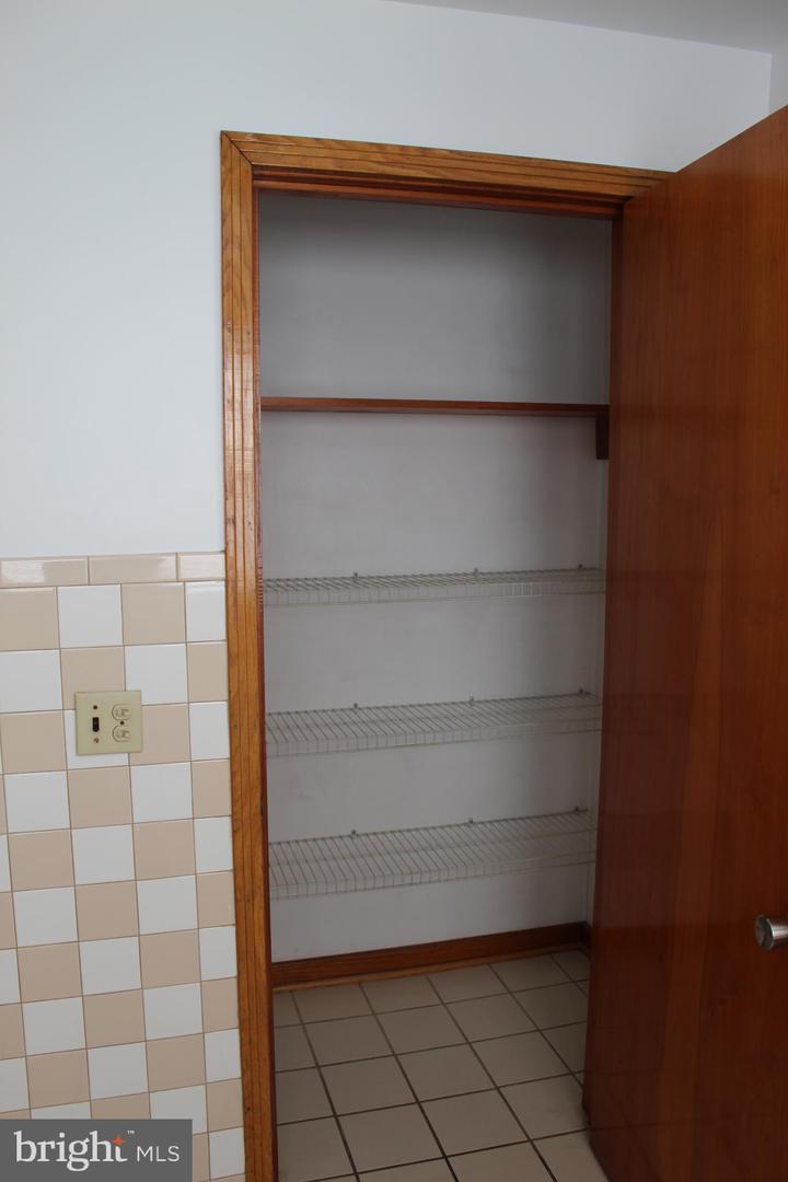 27 Humbird St Property Photo 24